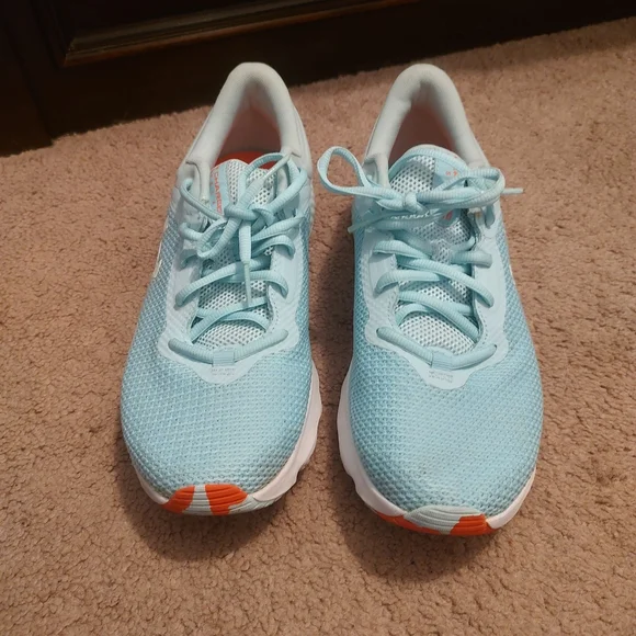 Under Armour Light Blue Athletic Shoes - Picture 3 of 7